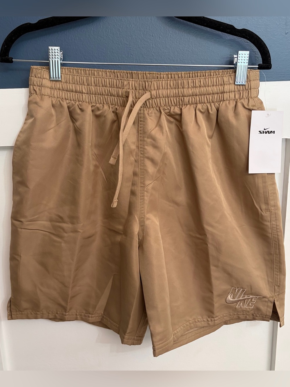 Nike Swim Men's Full Mesh Lined 7" Volley Parachute Beige Trunks Size Small NWT